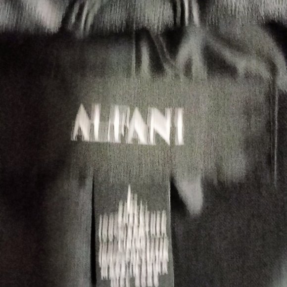 Leather jacket - Picture 2 of 2